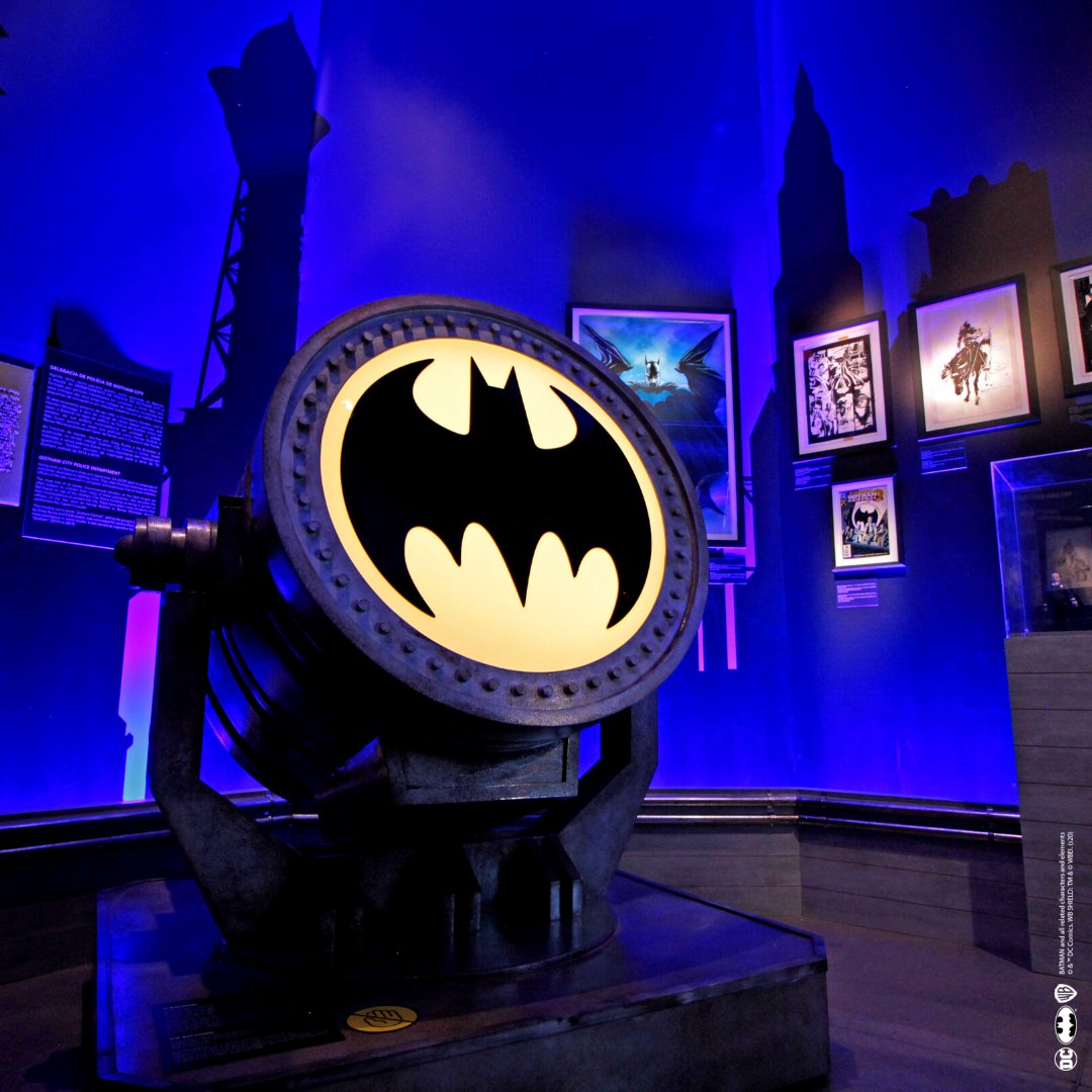 BatmanExpo's tweet photo. A maior exposição do Batman já vista no país, realizada em 2019 no Memorial da América Latina, chega ao Shopping Iguatemi Campinas.

Estamos prontos para ligar o Bat-sinal e convocar todos os fãs de plantão para essa estreia.
🦇 https://t.co/7BJvoUv5qy