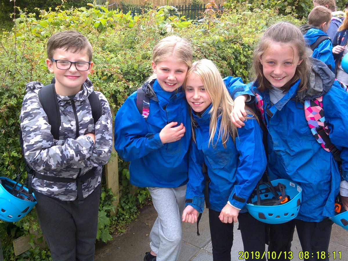 CraigfelenP's tweet photo. We went for a walk to Culver Hole this afternoon. #cfpborfa22 @goweractivity #ItsGowerTime https://t.co/ZCffmIL1l9