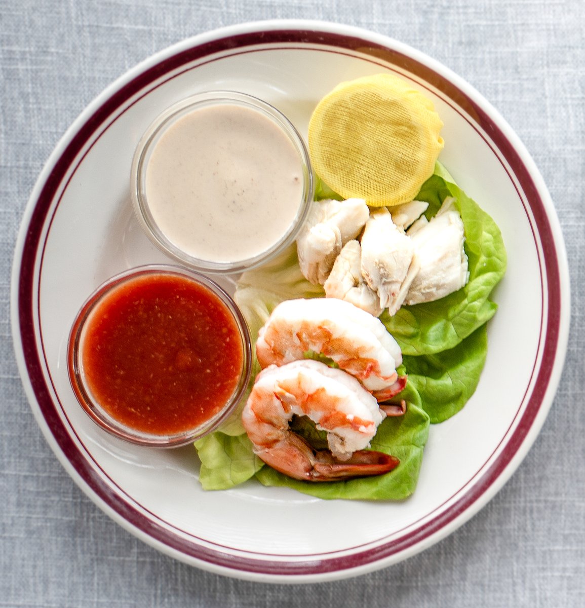 A little bit of this, a little bit of that 😉 PRO TIP: Order a shrimp cocktail, and a crab cocktail to share with your dinner date!