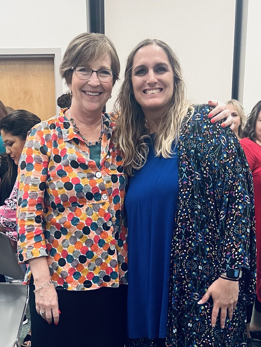 britnee_wright's tweet photo. Great day with @JBayWilliams at the Southeast Arkansas Educational Service Cooperative. Figuring Out Fluency was a full, fun and engaging day!! Thank you for everything!!! https://t.co/cCBS0QhNy5