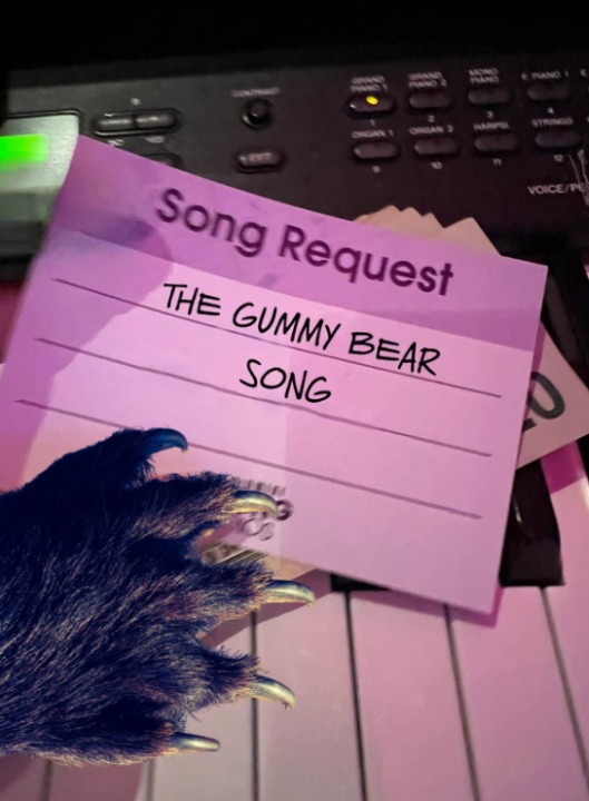 Let's bring back a classic 🍬🐻