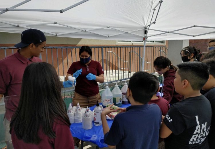 HSAMcKinleyPark's tweet photo. We celebrated our Peace & Unity festival today with our students! It was a great day full of snow cones, popcorn, cotton candy, slide jumpee & great music👍🏼It was a time well spent for our students to come out & enjoy the sunny weather #EquityCommittee #celebratingpeaceandunity https://t.co/p2JrWDdxHk