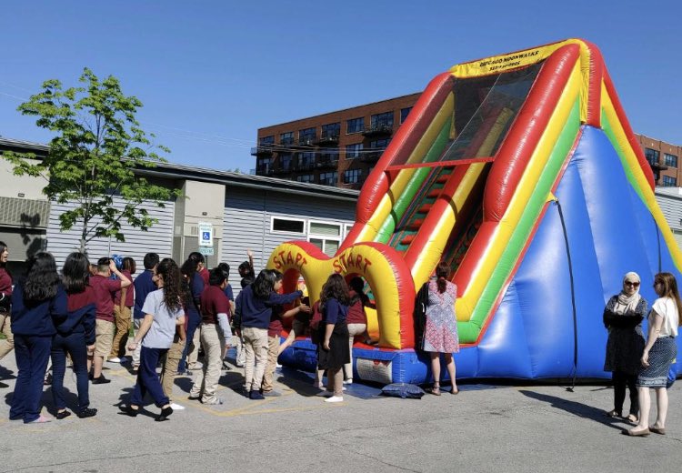 HSAMcKinleyPark's tweet photo. We celebrated our Peace & Unity festival today with our students! It was a great day full of snow cones, popcorn, cotton candy, slide jumpee & great music👍🏼It was a time well spent for our students to come out & enjoy the sunny weather #EquityCommittee #celebratingpeaceandunity https://t.co/p2JrWDdxHk