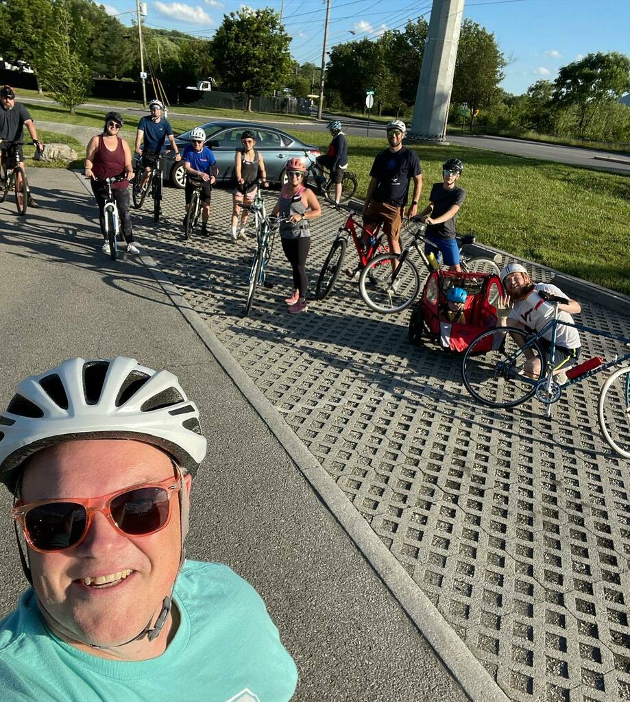 mellyrugby's tweet photo. Impromptu leading of the @downshiftrke Slow Roll
.
.
.
#mellybikepic #ride540 #fromwhereiride #bicycling  #get2knownoke #roanokeoutside #webikeforfun #norcobicycles #downshiftrke https://t.co/dO0cMygRae https://t.co/INzjXksUCT