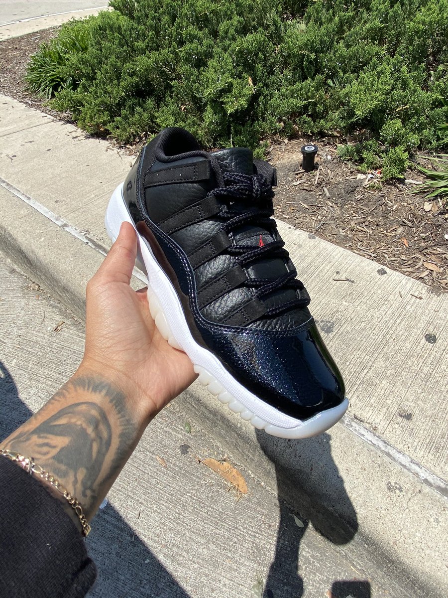 zzuxess's tweet photo. Low 11βs 72-10 GS & MEN SIZES @goatedsoulsss #goatedsoulsss #REALGOAT #GOATED #houstonTX #jumpman23 #jordanretros #yeezy #foamrunners #hottestshoeplug #houstonshoeplug #dallasshoeplug #atlantashoeplug #worldwideplug #worldwide #woodlands #alief #northside #southwest #atascocita https://t.co/Jj1GTP9lcu