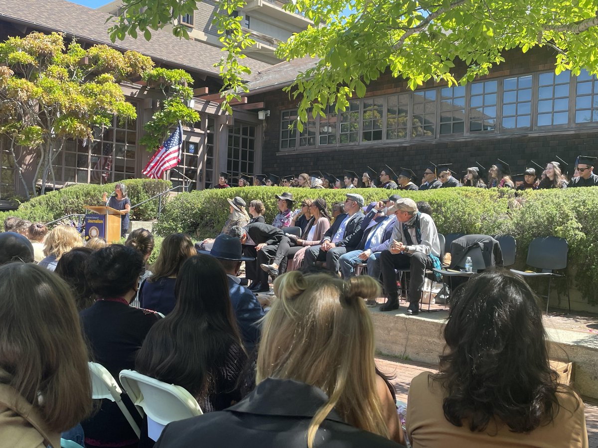 ViewersLikeUsPod tweet media