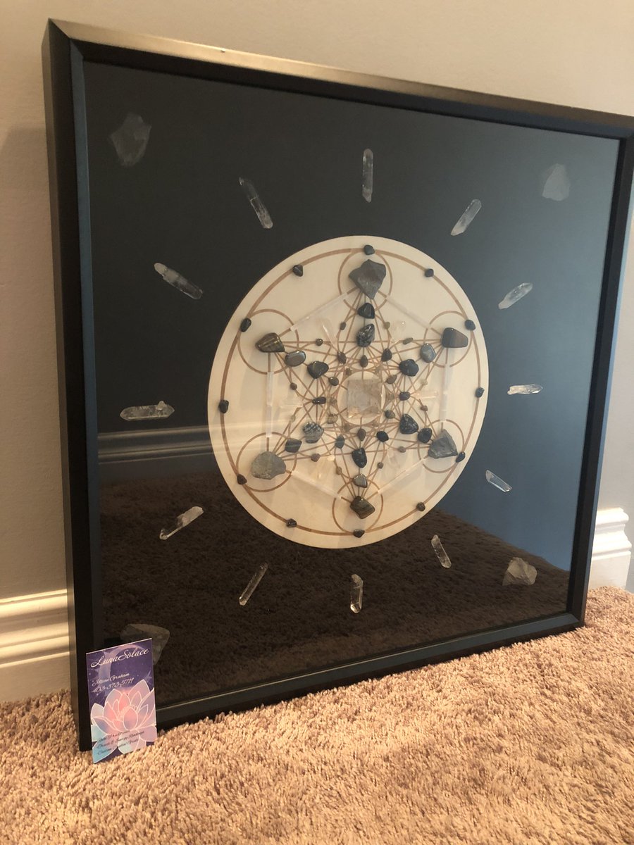 ByLunaSolace's tweet photo. 1/2 This custom piece was the largest grid I have done so far and it is by far one of my favorites. This 20x20” Protection Grid was made using Smoky Quartz, Tiger’s Eye, Labradorite, Black Tourmaline, Snowflake Obsidian, Garnet, Hematite, Clear Quartz, Selenite. 
#crystalgrid https://t.co/atg7haqG3H