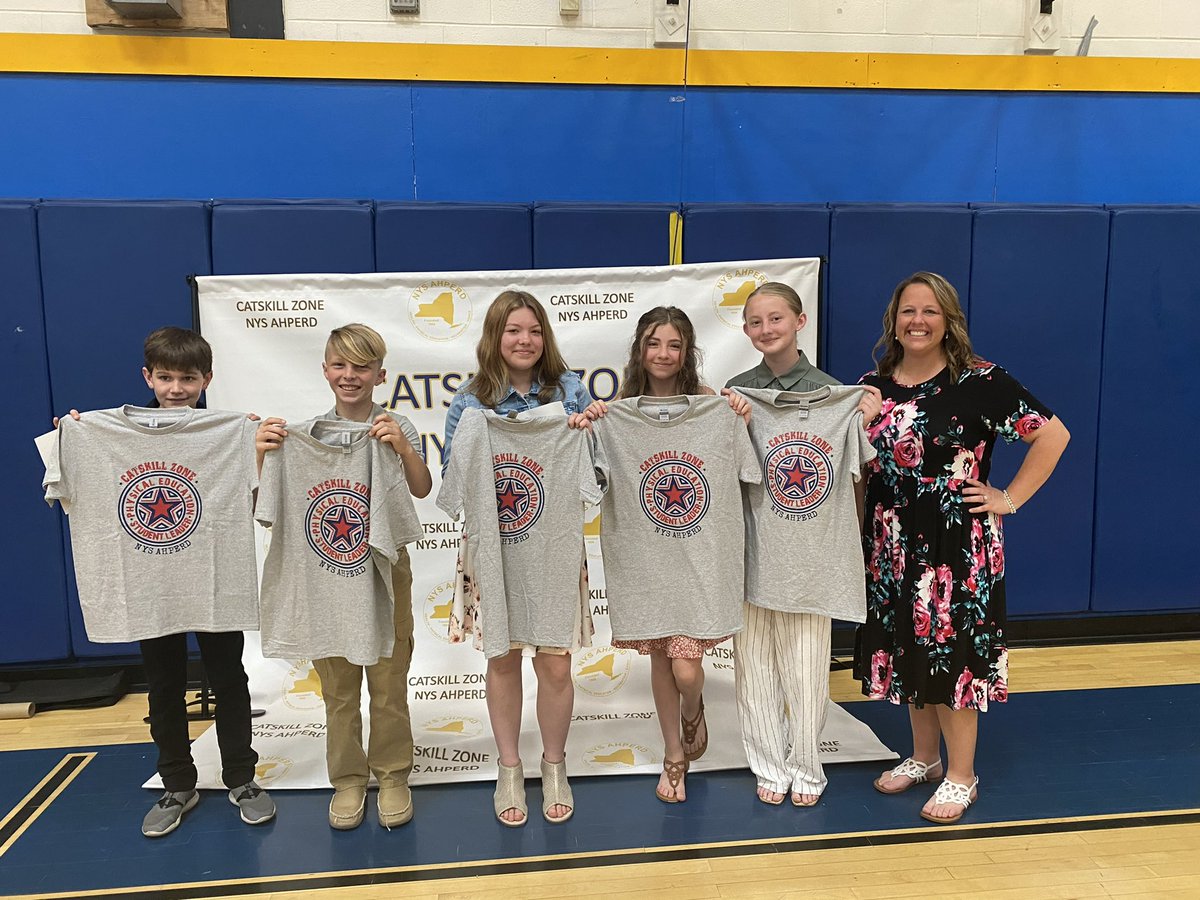 BeamTeamPE's tweet photo. Had a great time honoring HBE’s six 6th graders at the @CTZnysahperd Elementary PE Leadership Awards Ceremony. Thanks @MichelleH3243  and @nfaswims4physed for putting on a great event! https://t.co/7mahEvSp0G