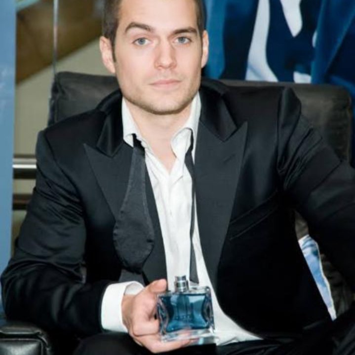 Good morning @HenryCavill Dunhill perfume collection uk🇬🇧🇬🇧🇬🇧🇬🇧