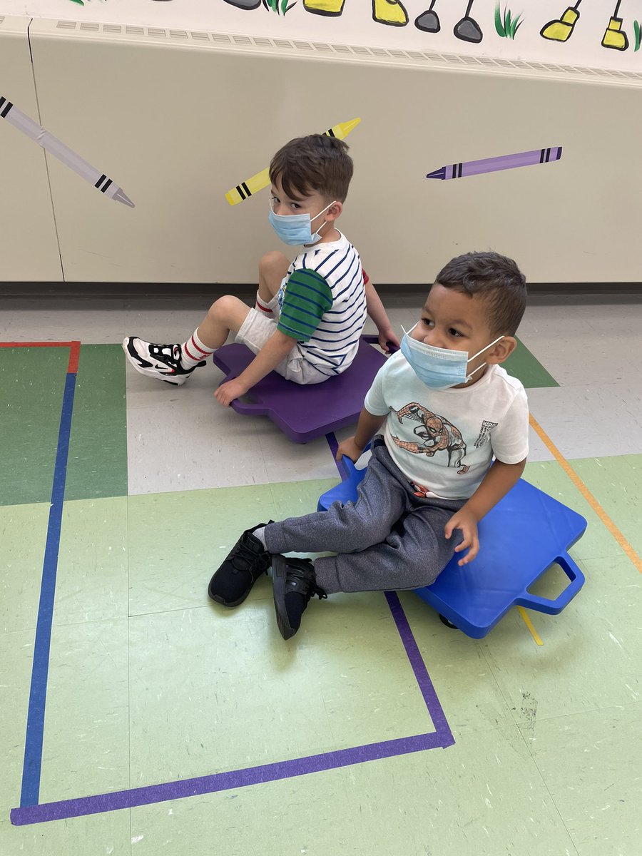 TheRichmondPrek's tweet photo. #3K students @Woodrow are working on different movements to help develop #coordination, #strength , and #control! #gymtimefun @DrJoyAbrams @DrMarionWilson https://t.co/fVbM97gzHs