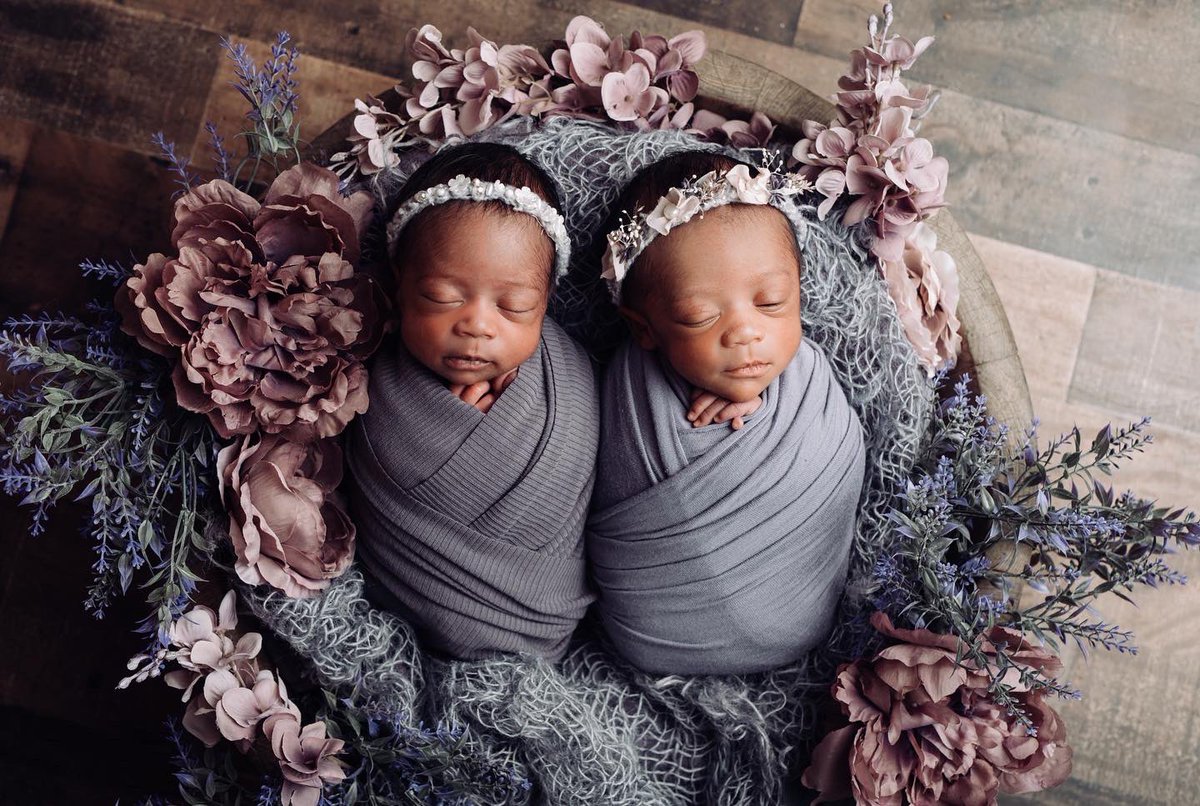 Shannni_'s tweet photo. May 2nd at 12:47 PM, I met my hearts in human form. I’ve never felt a love so deep in my life, truly love at first sight. Sienna Evi Milambo and Serenity Ndaya Milambo 🤍 https://t.co/DkIjR9V8g5