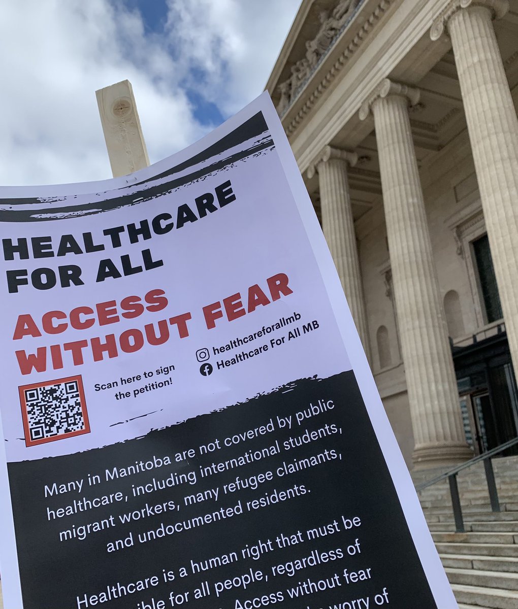 In solidarity at the leg today alongside so many incredible #students and #community members. 👏🏻 to <a href="/CFSMB/">Canadian Federation of Students - MB</a> #healthcareforall #healthcareisahumanright #mbpoli