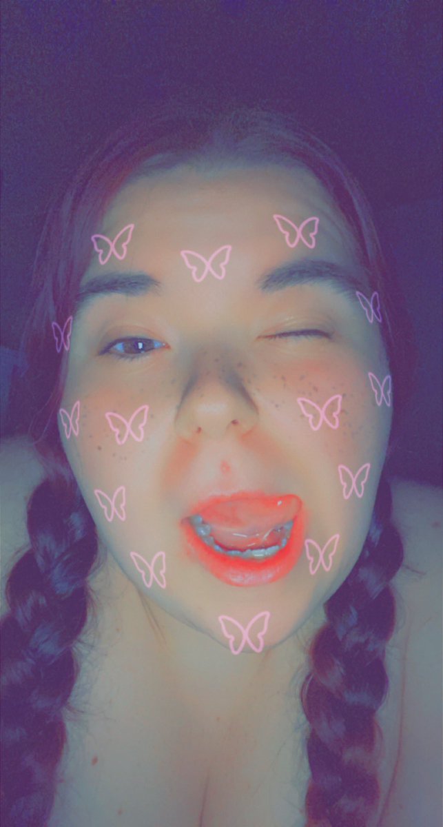 Chubbymummyl's tweet photo. #weird #funny #random #cuteslut https://t.co/F0GlMJTlbS
