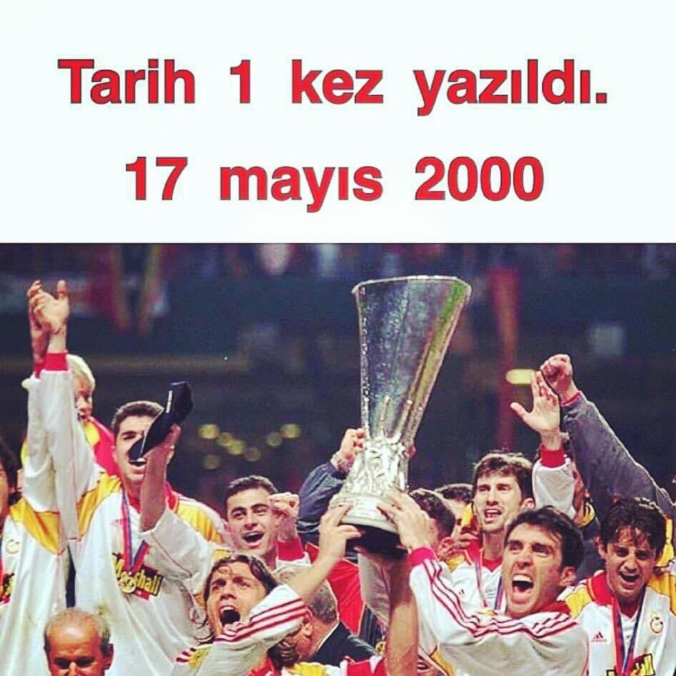 besirgeyik's tweet photo. Thank you for us to experience this beauty GALATASARAY ❤️💛 our respect 👏👏 #uefa #uefacup   #uefacupchampions #uefacup2000 #uefacupchampions2000 #tbt #tbt2000 https://t.co/rADGupdEN4