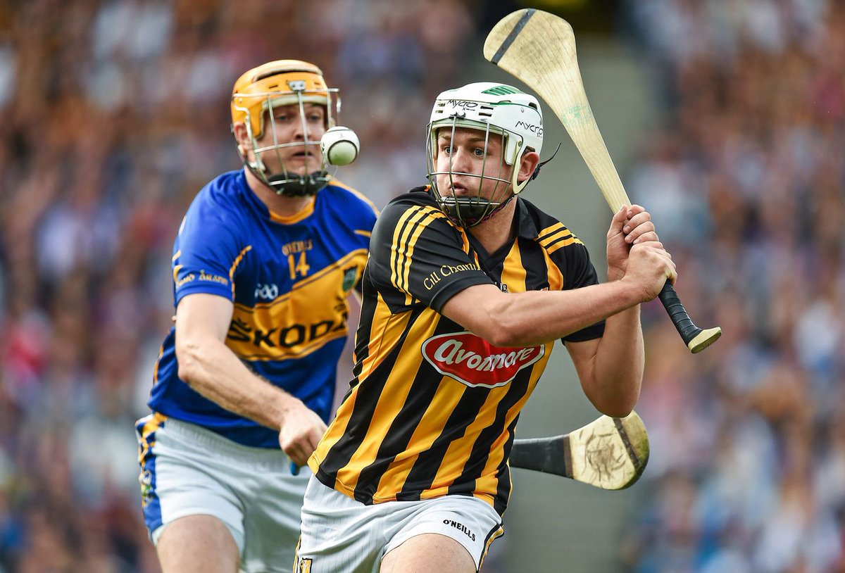 StJoesHurling's tweet photo. Learn to play the ancient Irish sport of hurling in Silicon Valley! Our next Taster event is on Saturday June 18th at Backesto Park, San Jose.  No experience necessary. https://t.co/3GWOacBFch https://t.co/T4v7lwRttf