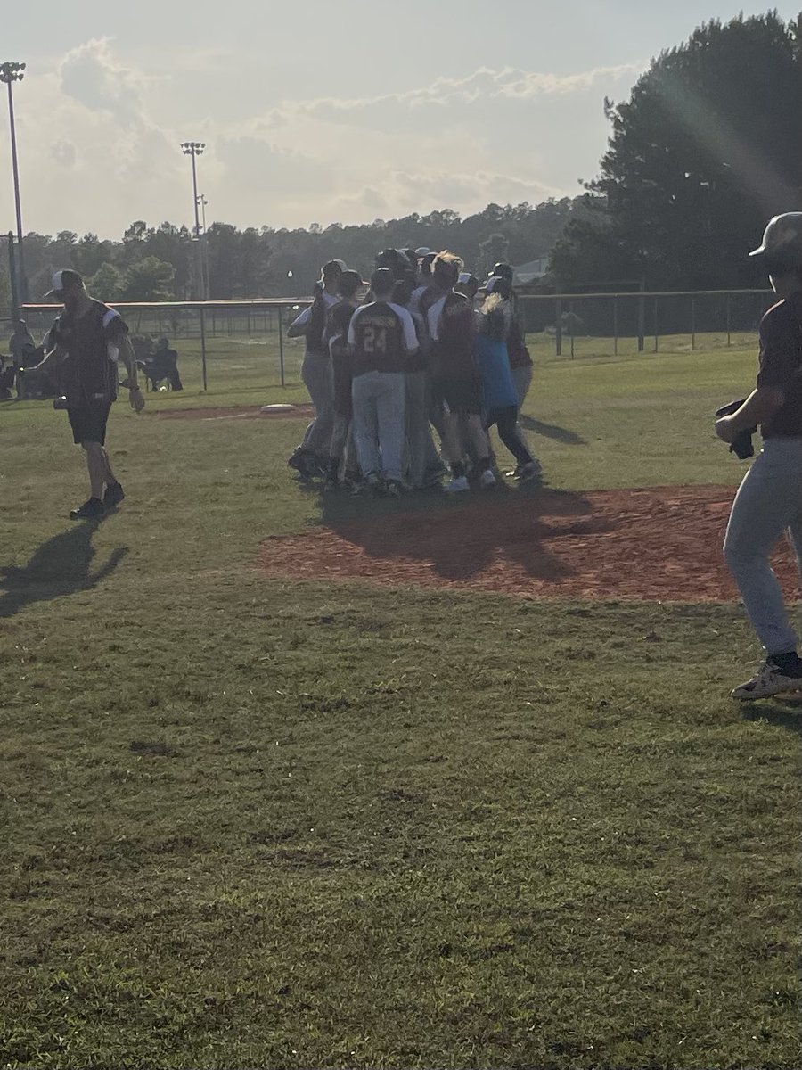 Dixon Middle School tweet media