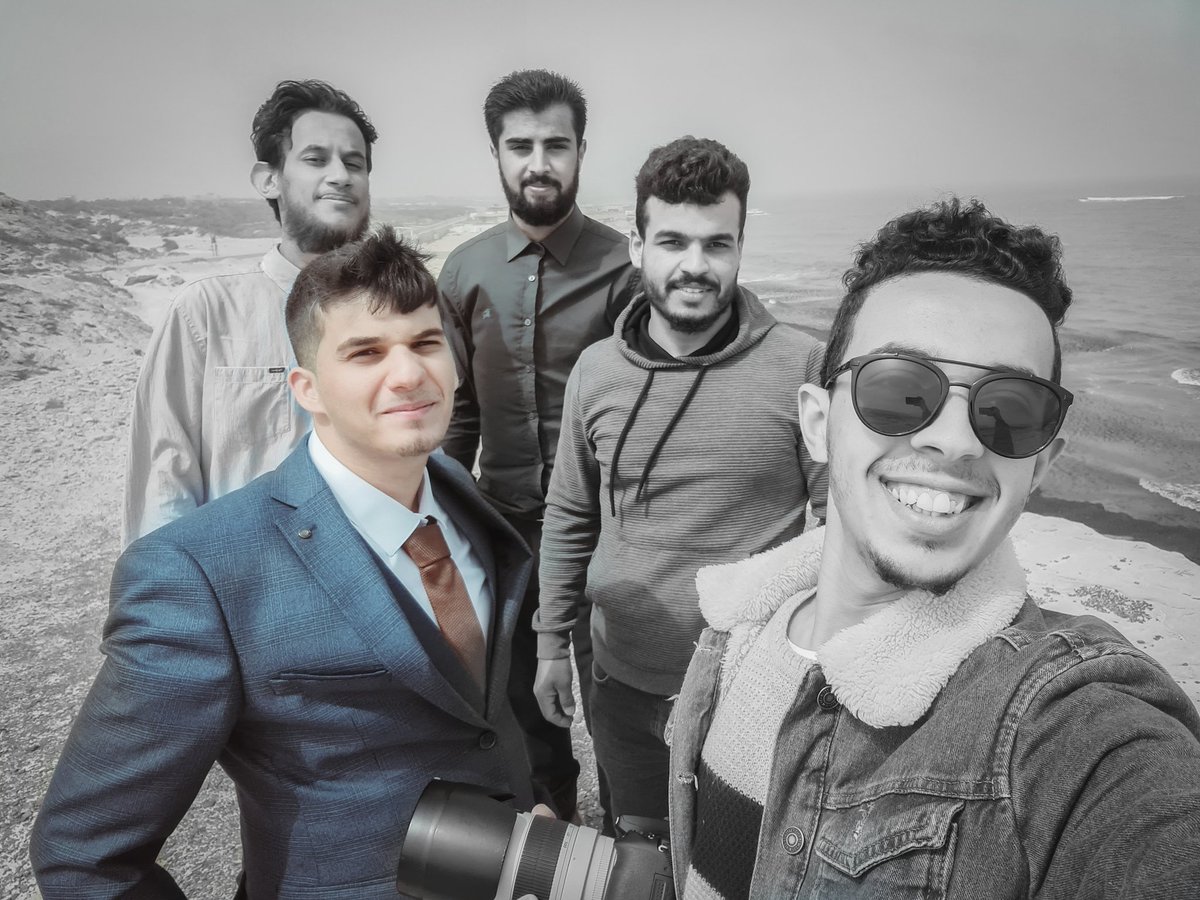 ayman_howek17's tweet photo. الحمد لله تخرجنا 😊🎓
مشروع تخرجي كان تقرير بالخرائط التفاعلية  حول جامعة مصراتة وتضنيف طلبتها 
رابط المشروع👇🏻
#data_journalism 
#صحافة_البيانات 
#الاعلام_الرقمي https://t.co/2gSM40E061