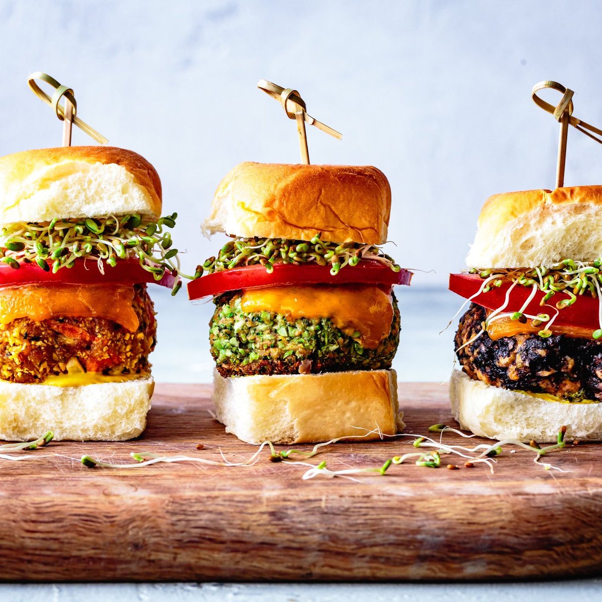 We’re celebrating #NationalBarbecueDay with a healthy, fresh veggie burger on the grill! 🍔  We pan-fry the patties on the stove and then transfer them to finish on the grill. Don’t forget the Secret sauce! 😉

Find the recipe here: addaveggie.com/recipe-broccol…