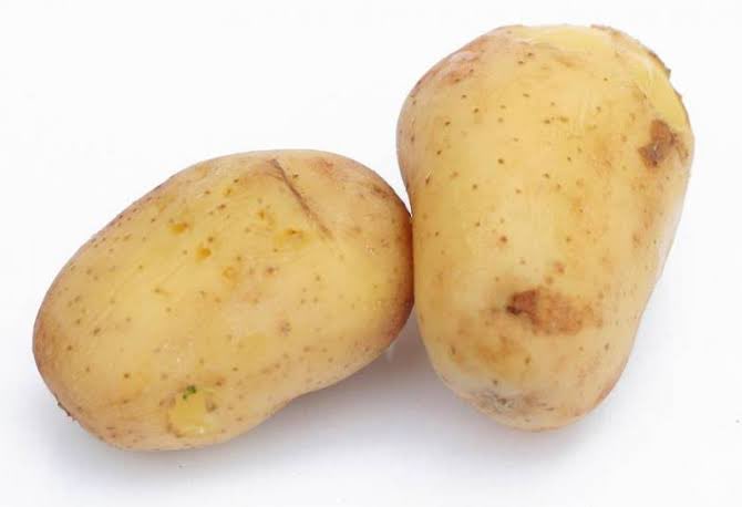 2,000 Followers

2 potatoes

Show us what you can do with these potatoes for a chance to get !boo 👻 

Can be art, can be something weird, can be something cringey. 

Surprise us because we will too!

🥔 5 FREE MINT WINNERS FOR RETWEETS
🥔 5 FREE MINTS WINNERS FOR BEST POTATOES