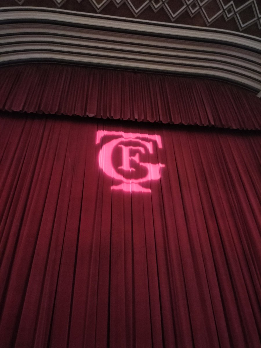 AHatero's tweet photo. Había ganas de volver...🎭 #COAC2022P1 https://t.co/pQXI5VgR9L