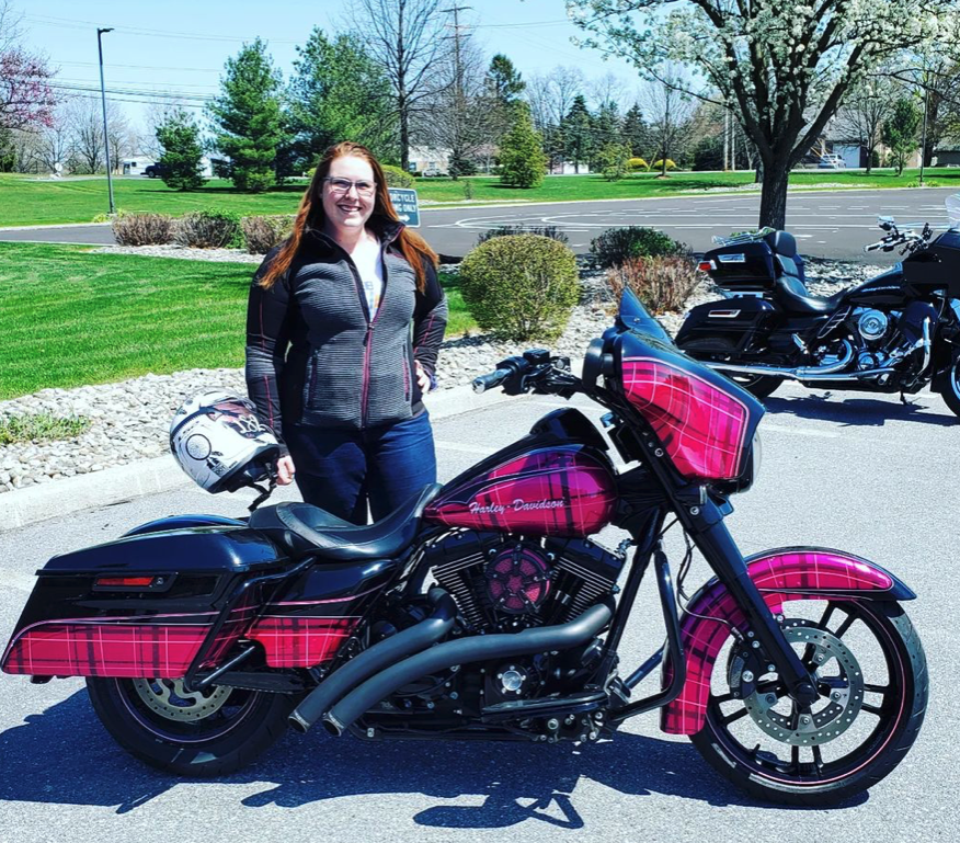 CHDofReading's tweet photo. Congratulations Kaleigh on your 2015 FLHXS Street Glide Special in custom painted Pink Plaid and Black Metal Flake! https://t.co/VQzwtofHxI
#harleydavidson #chdofreading #touring #bagger #flhxs#streetglidespecial #streetglide #twincam #103#custompaint #pinkplaid #blackmetalflake https://t.co/iqE5WxFyxj