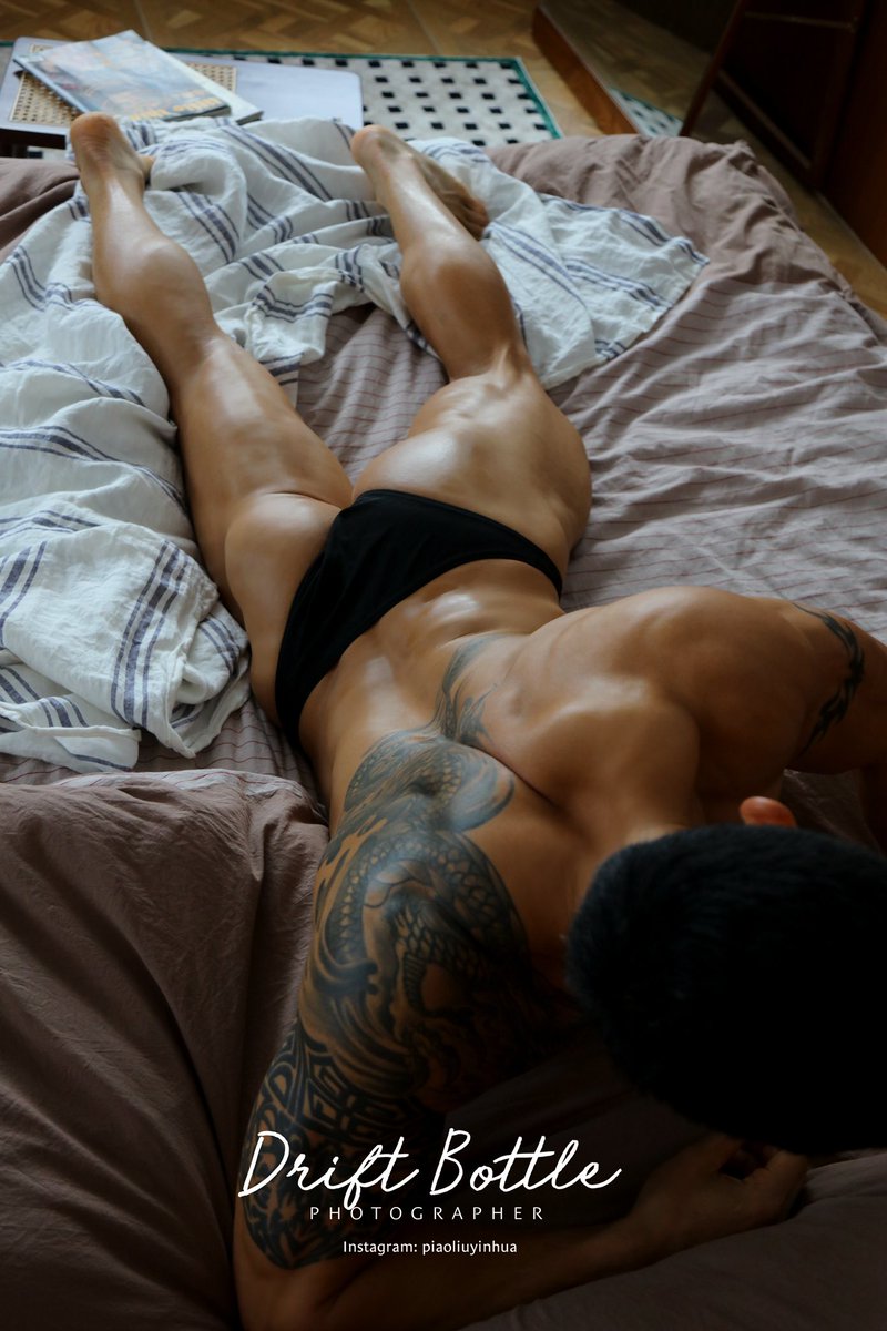 #muscle  #gym #photography #guys #fitness #malephotography #portrait #portraitphotography #asianmen  #malemuscle #asianmuscle #malemodel  #男體  #健身 #健美 #肌肉 #健身攝影