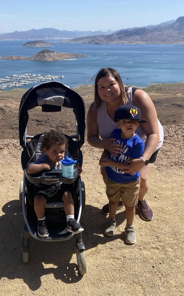 vaseals's tweet photo. Last year, today, @nvtesol members went on a hike in Boulder City at the Railroad Pass. This was a great memory! I’m looking forward to more days like this &amp; meeting more members. #ell #eld #tesl #emergentbilinguals #nvtesol #members #friends @vanessamari22 https://t.co/lY9Ge8zUZT