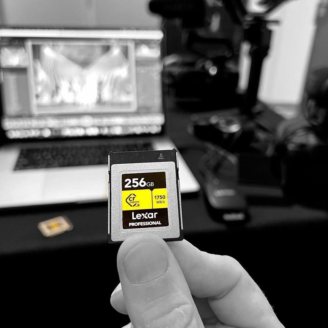 lexarmemory's tweet image. On tour with @RoryKramer shooting on the Lexar Professional CFexpress Type B Card Gold 😍🔥🔥

#photography #videography