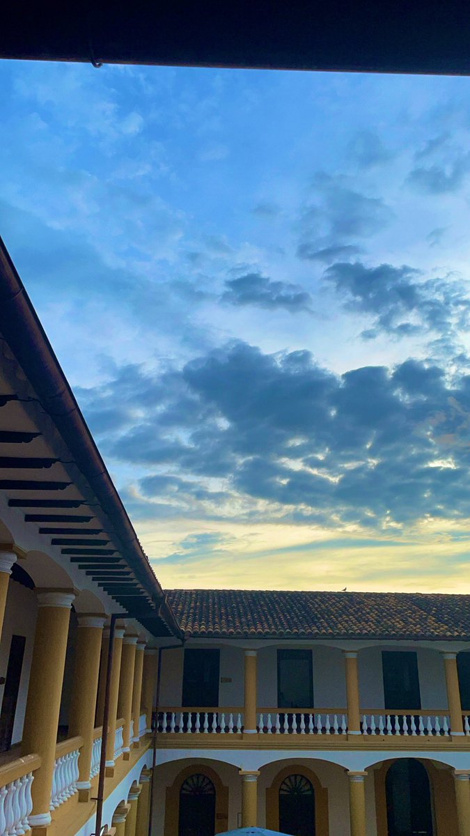 GabyRicardo1's tweet photo. Mañana este cielo de Bucaramanga celebrará la integración. 🇻🇪🇨🇴
#CentroIntegrate #ProyectoIntegra #CoordinacionParaLaIntegracion https://t.co/G3aGzkO0UC