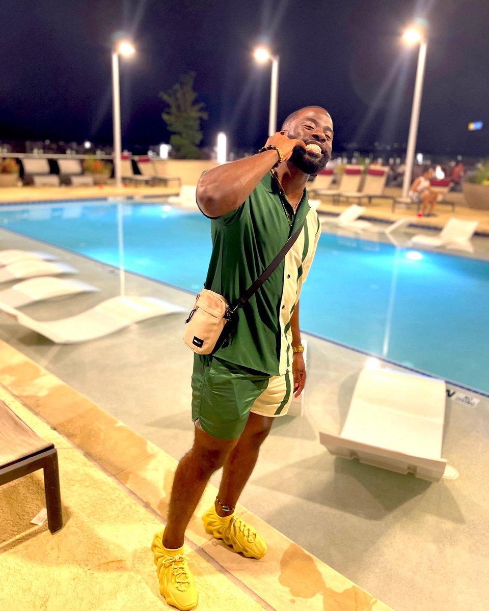 Adonisss_'s tweet photo. City Boyz Gist 🤞🏾 https://t.co/n4Vn5hMGOS
