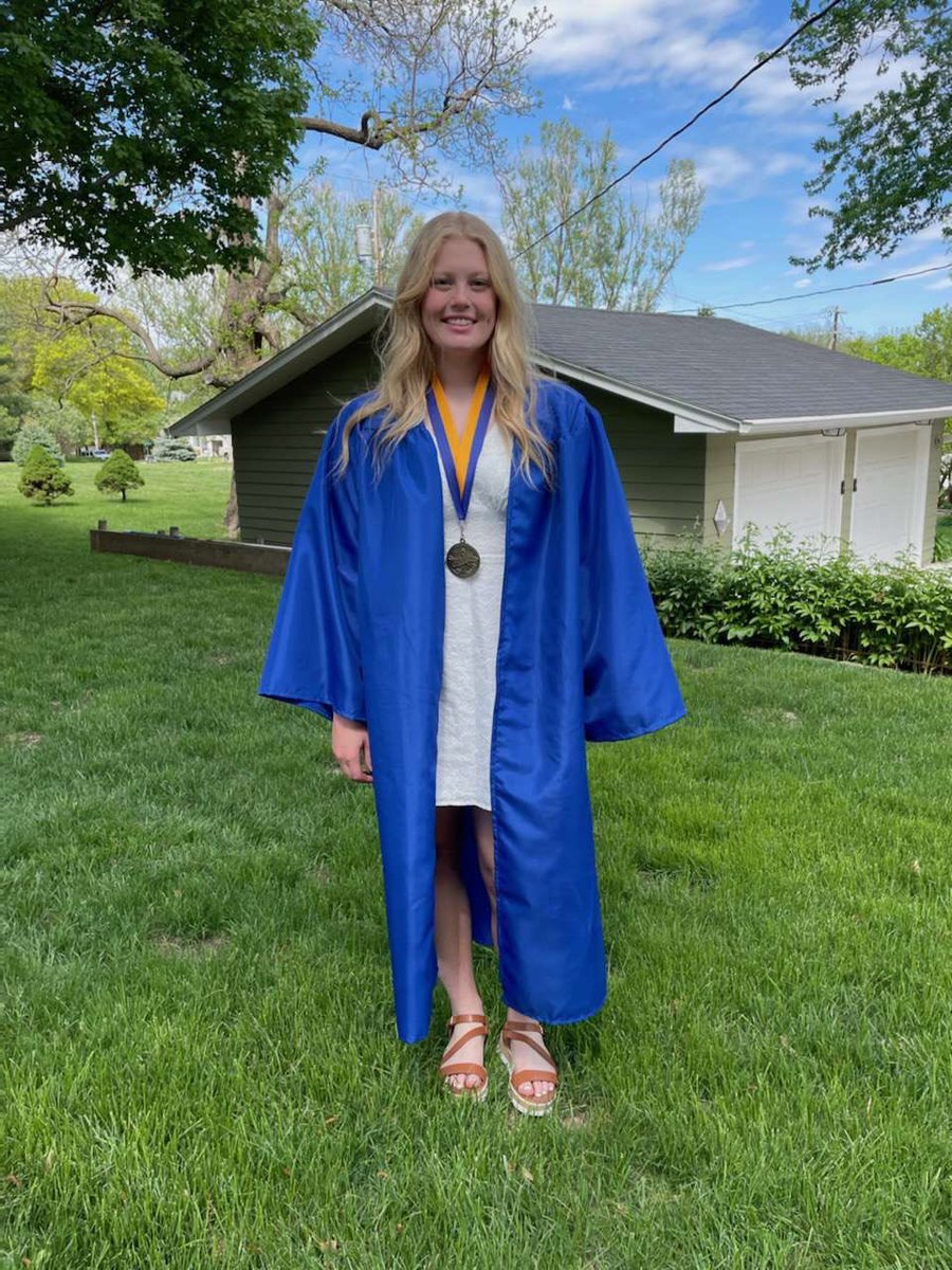 Quakes_Simmons's tweet photo. Congrats to @ClaireGeidel on your graduation yesterday! We are so proud of you! Good luck @CUW_SB next year!! @QuakesRecruit @NEQuakesSB https://t.co/0ke6IpBMoU