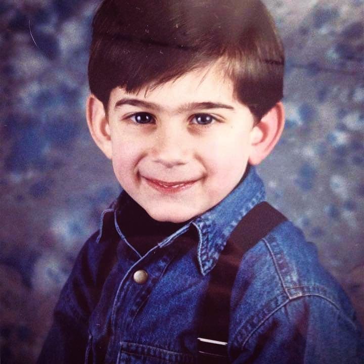 MarkRFILMS's tweet photo. 90's LinkedIn style #NewProfilePic https://t.co/VAdWME33EE