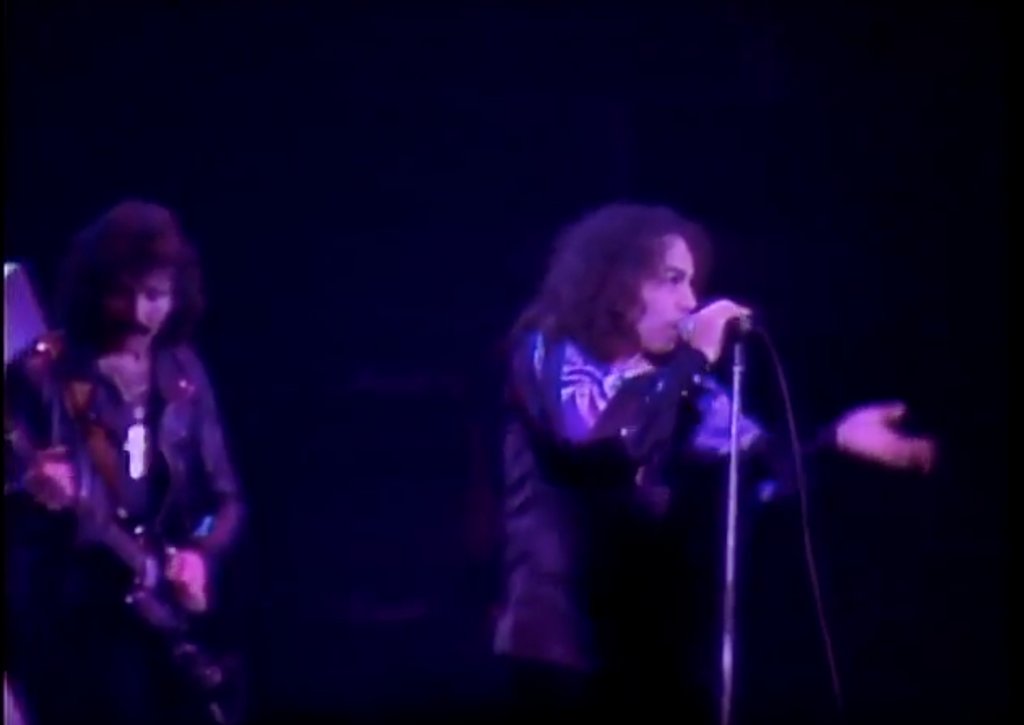 Revolvermag's tweet image. Watch the Ronnie James Dio-fronted Black Sabbath crush 'Heaven and Hell' standout "Die Young" at the Nassau Coliseum in Hempstead, New York, in 1980 l8r.it/cYtP