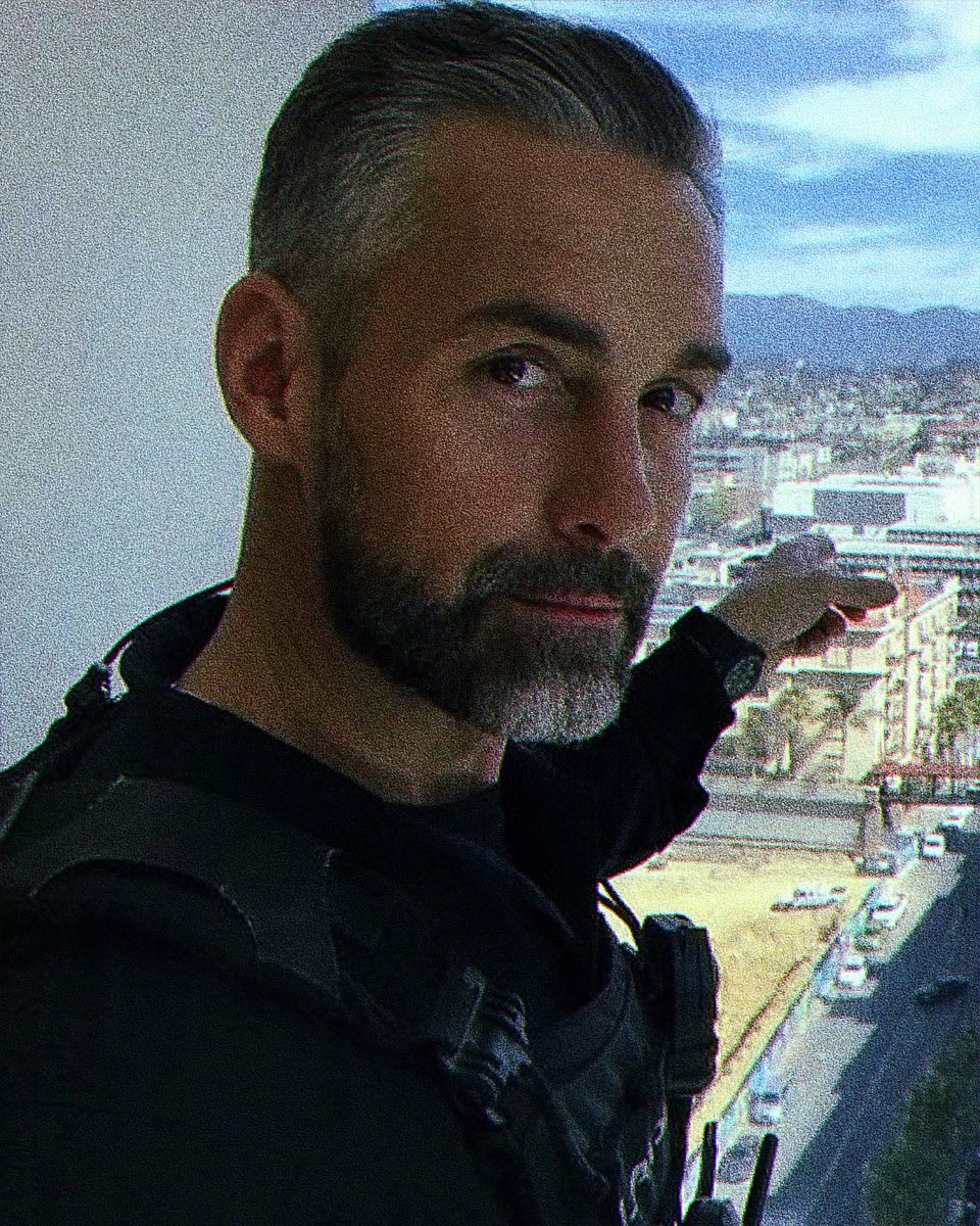 HESADILF's tweet photo. ⁣
                   𝐎𝐟𝐟𝐢𝐜𝐞𝐫 𝐇𝐚𝐲𝐞𝐬 𝐑𝐞𝐢𝐥𝐥𝐲⁣
            ⁣
        corrupt cop. abuse of power. big⁣
     cock, bigger ass. hairy. muscle hunk.⁣
     vers. power bottom. dom top. college⁣
    cock slut. younger guys. always horny. ⁣
⁣
⁣ https://t.co/wkxGpK0oF7