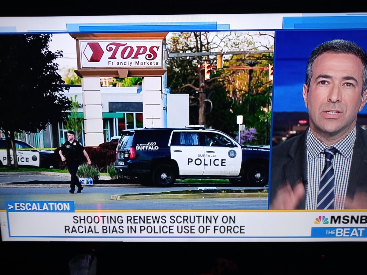 politicalpopar1's tweet photo. #thankyou @AriMelber on #TheBeat for telling the truth about the racial disparities as it pertains to how the police #whitecops police whites and blacks and why it seems like unarmed blacks get killed more than their white counterparts "with weapons." The people need to hear it. https://t.co/q0hMGV0i6v