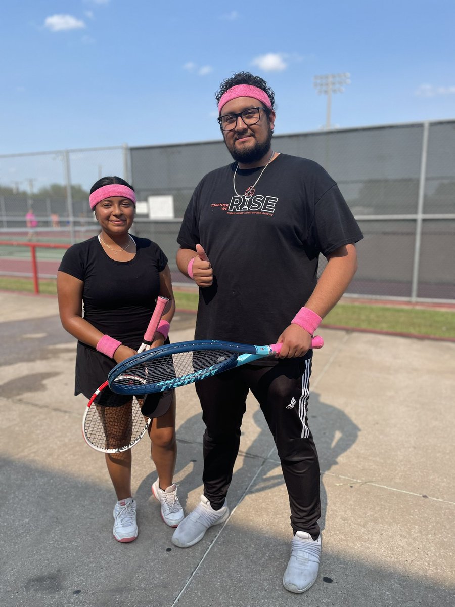 realoliveros's tweet photo. Student-teacher tennis tournament is a huge success! On to round 2! Saw a lot of scouting going on 👀 @CoachXcgsoc https://t.co/08bvHJjVHp