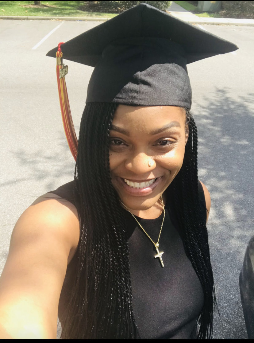Simply_Amaaazin's tweet photo. In the words of Macbeth.. โwhatโs done is doneโ super proud of myself going bk & getting it done. Itโs up & STUCK!! Currently in college for my AA in general studies then Nursing school #2021grad #GedGradWeek โฆ@GEDTestingโฉ ๐คฉ https://t.co/q2e1HEgxtS