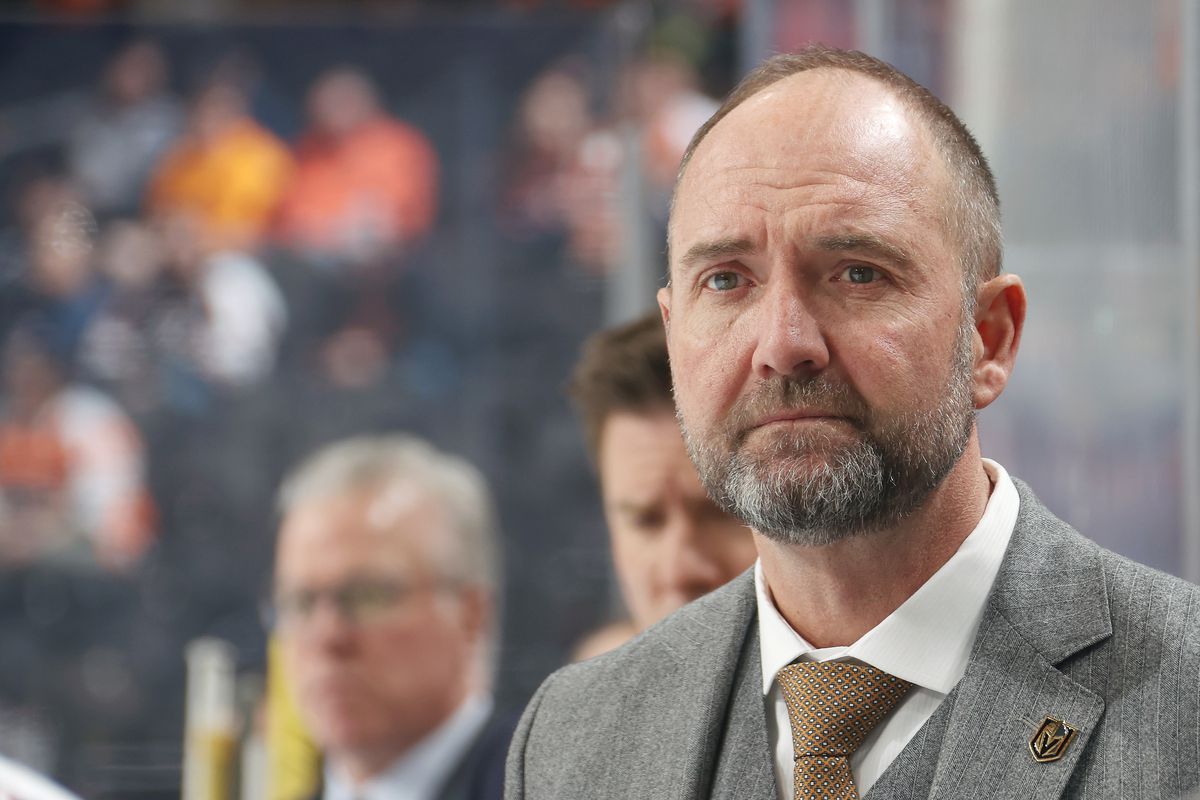 LivinWeekly's tweet photo. VGK gives coach Peter Deboer his walking papers after missing the playoffs for the first time in team history. Thanks for the memories Coach.
#LivinWeekly #LivinInVegas #VGK https://t.co/uqXiEpIgii