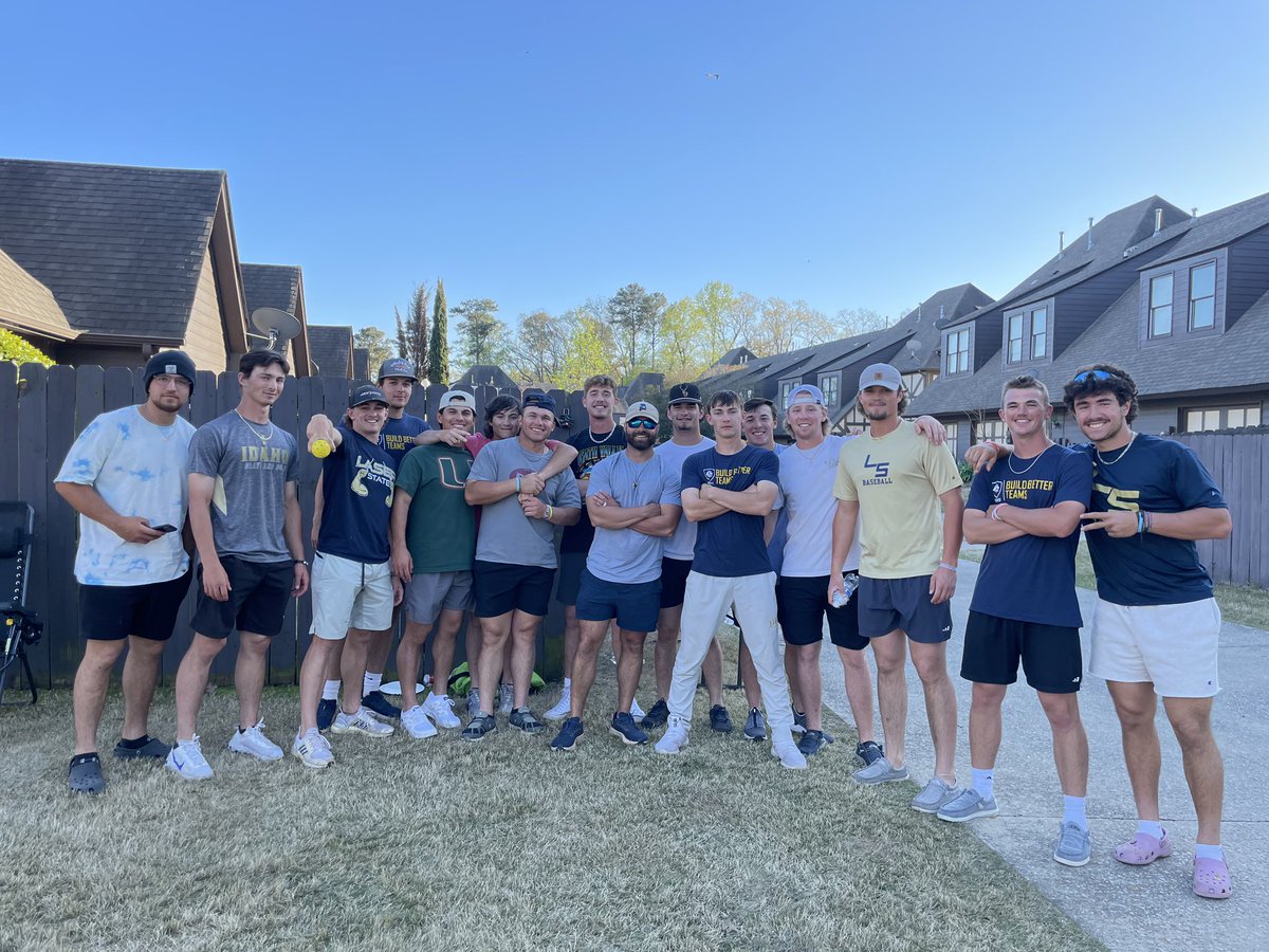 CameronChafetz's tweet photo. An honor to have led this offense this year. These boys set a new standard. ❕most conference wins❕❕most RBI’s❕2nd all time in Batting Avg, Runs Scored, hits &amp; triples.❕ 3rd all time in doubles, HR’s &amp; total bases. https://t.co/ubfDjBcszA