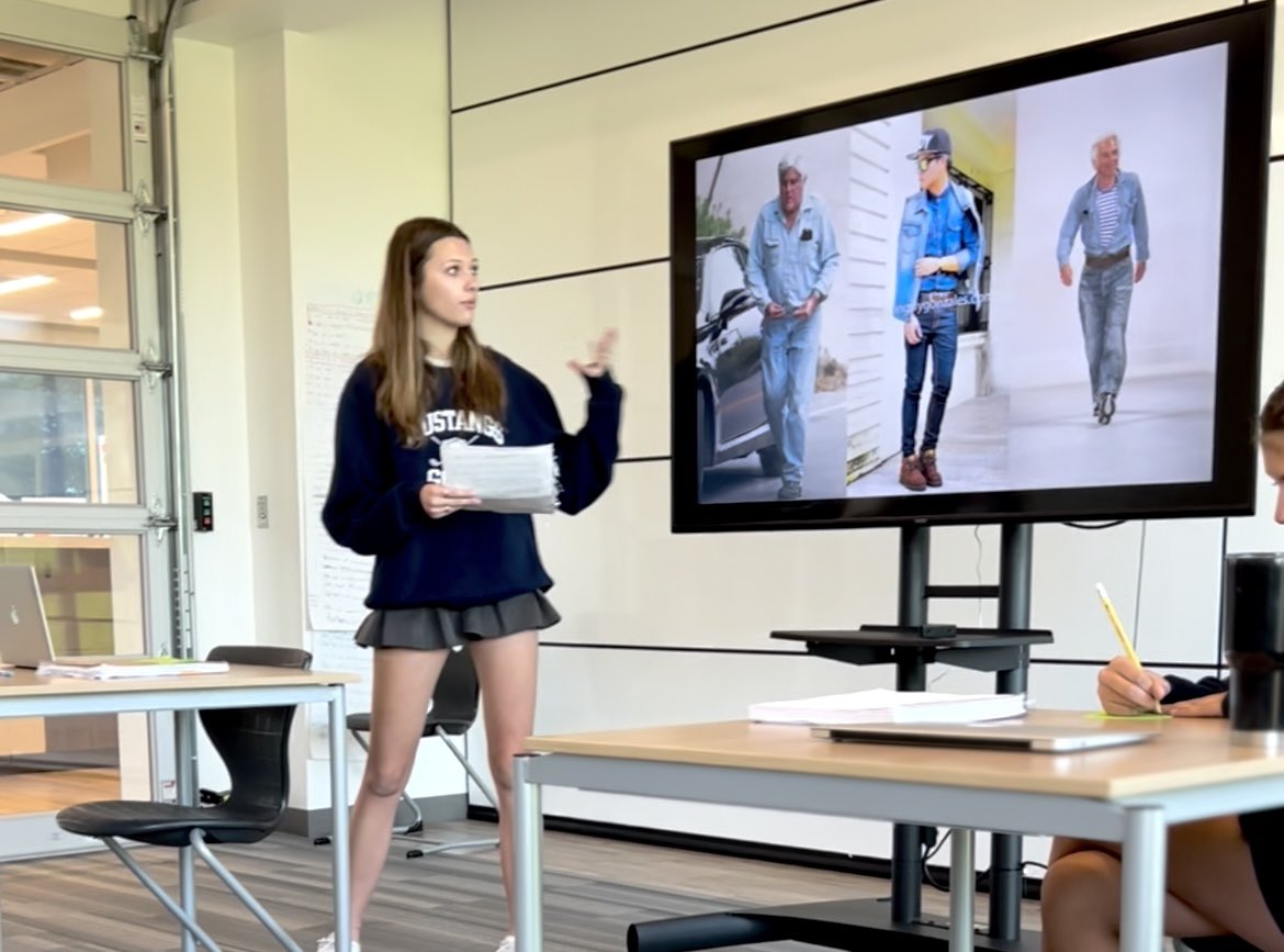 In Language Proof & Logic, Ss recorded their debates so that as they learned logical fallacies they could analyze the reasoning flaws made. They will demonstrate some of this #criticalthinking at this week’s @mv_matchbox conference @MVPSchool @MViDiploma