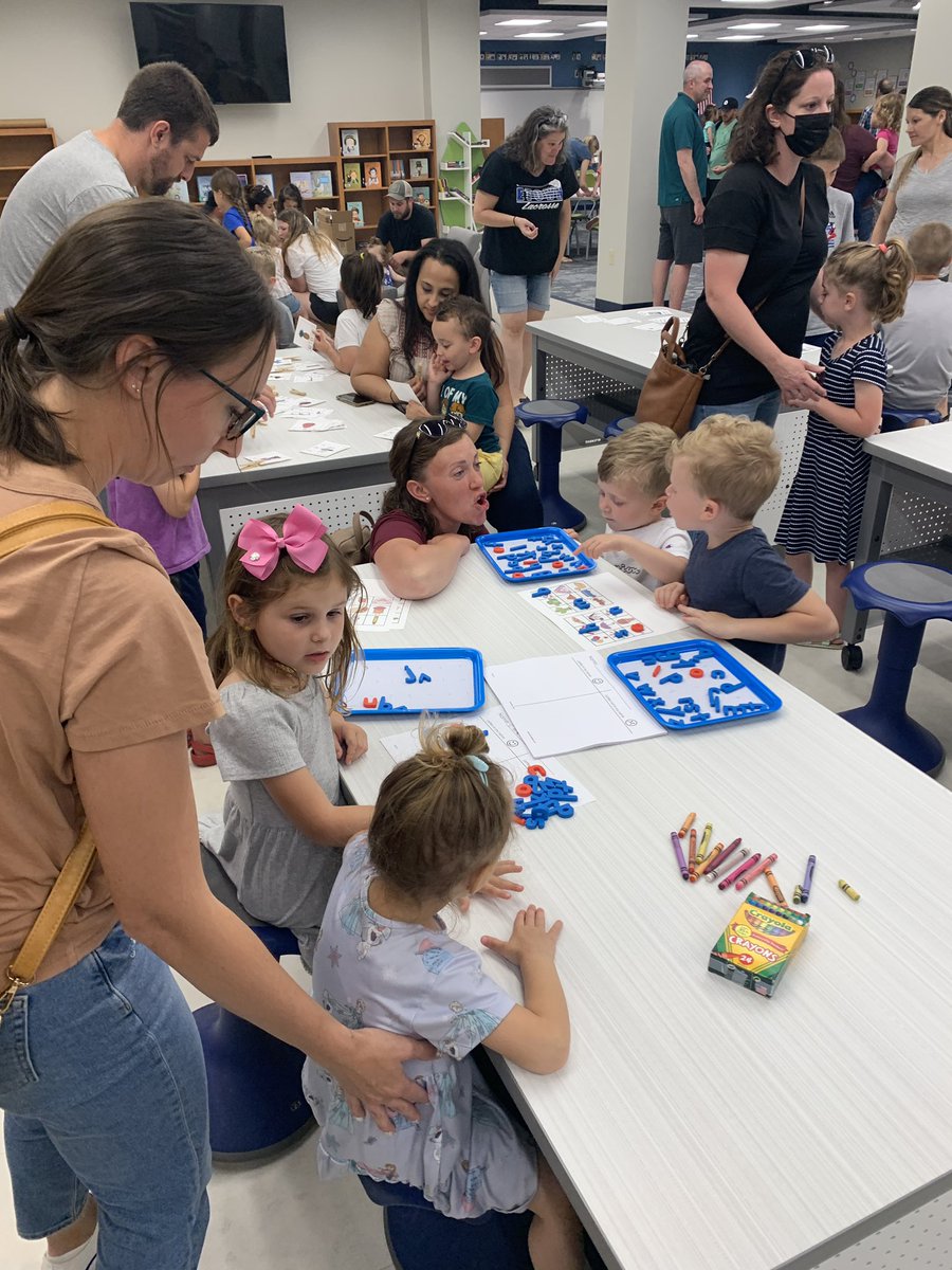 Our first kindergarten transition night was a success! Incoming kindergarteners and their families learned ways to practice letters, sounds and talk about their emotions. #easdproud <a href="/etownPAschools/">etownPAschools</a>