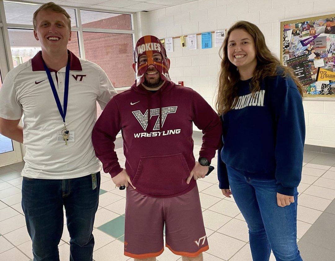 CoachMosleyVA's tweet photo. It's time to show that Dolphin Spirit! I also never back down from showing off that Hokie Pride! I graduated almost 10 years ago to today, I'm officially old! It is also wild but awesome to teach right next to one of my residents from VT! #Spiritweek #OLSpirit https://t.co/k5VDiAzgOD