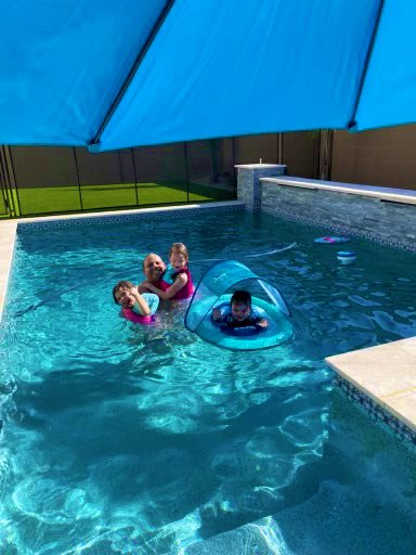 calpool's tweet image. Summers are best spent swimming with the family ☀️💙💯#azpoolbuilder #familypoolday #AZCustomPool
