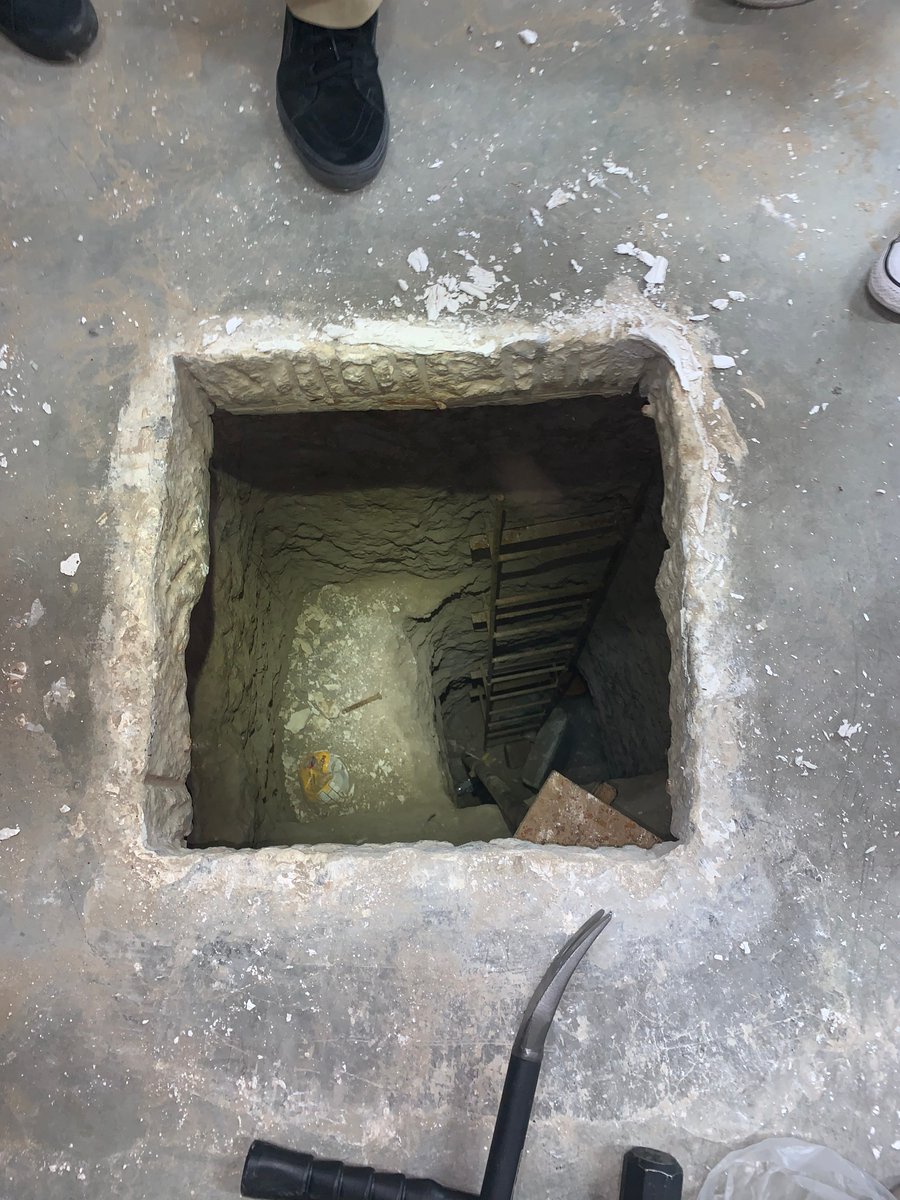 seth_hettena's tweet photo. Inbox: US authorities discovered a cross-border tunnel stretching from Tijuana, Mexico to a warehouse in Otay Mesa, California. Six have been charged with conspiring to distribute 1,762 pounds of cocaine. https://t.co/Ab9DfOyYFn