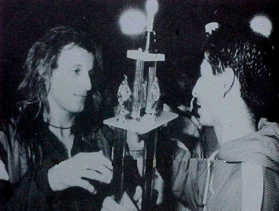 AntiFutbol8's tweet photo. ⚽️SAN MARTÍN DE TUC. 1-0 ROMA⚽️

📌Previo al mundial de Estados Unidos de 1994, el santo tucumano jugó contra la Roma de Claudio Paul Caniggia y terminó victorioso por la mínima jugando un gran partido y siendo superiores. https://t.co/1q9llsXSrw