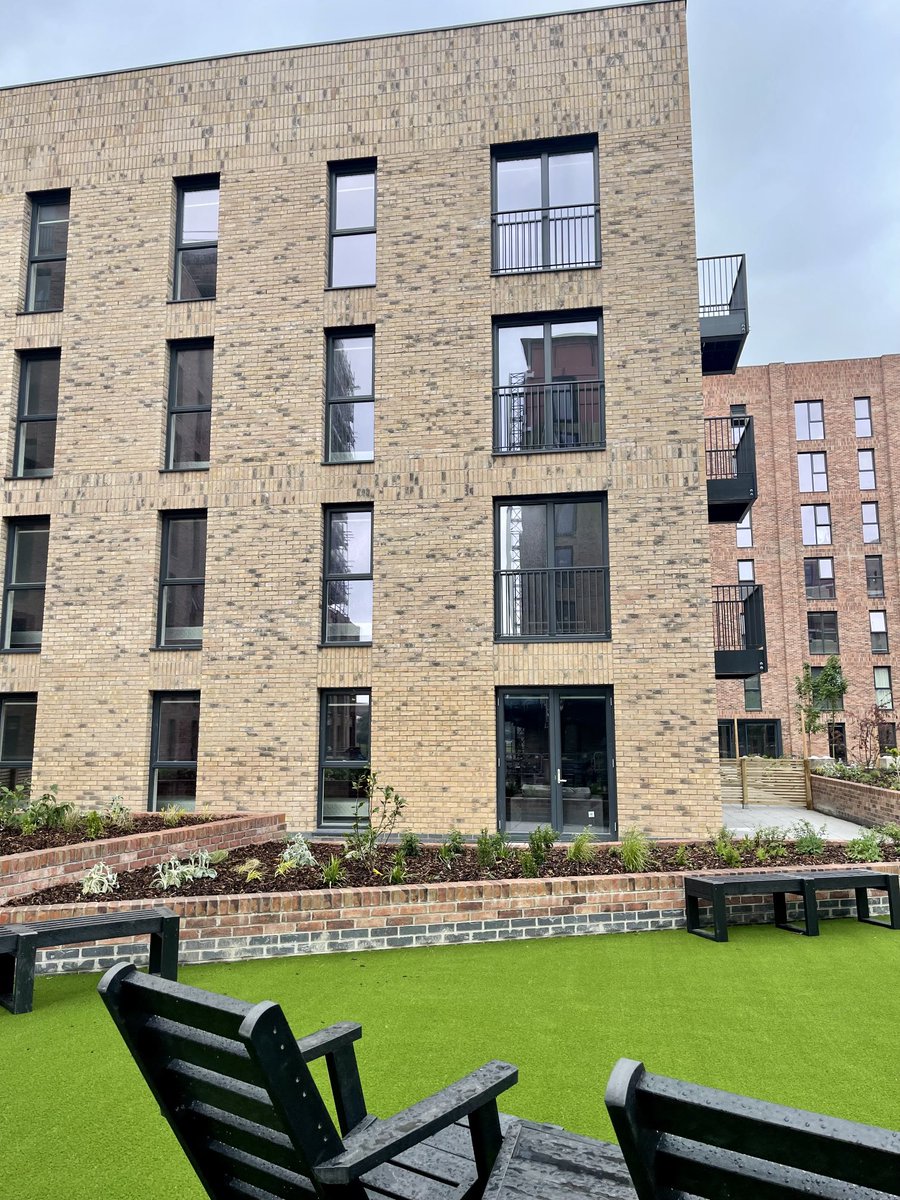 Well done to the Dock 5 team for successfully completing and handing over another 152 Apartments 9 weeks ahead of programme 🙌🏻 2 Phases down 1 to go ⁦@forviva_group⁩ <a href="/dock5/">Andreas Werbs</a> ⁦<a href="/ForLiving_Homes/">ForLiving Homes</a>⁩ ⁦<a href="/ForHousing/">ForHousing</a>⁩