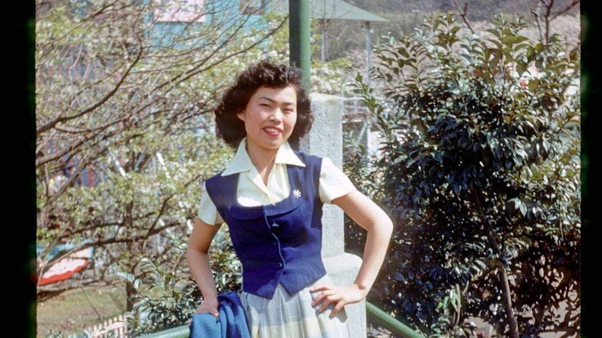 UntitledShowa's tweet photo. 1952年に日本政府に一部返還され「東京国際空港」（羽田空港）となった「 「ハネダ・エアベース」の下士官クラブ でクローク係 として勤務していたペギー・ヤマグチさんに７０年前の真実を伝えたい方がいます。
RT お願いします。＃探し人　 
https://t.co/wwMFV4Uv66 https://t.co/30AEEih3dK