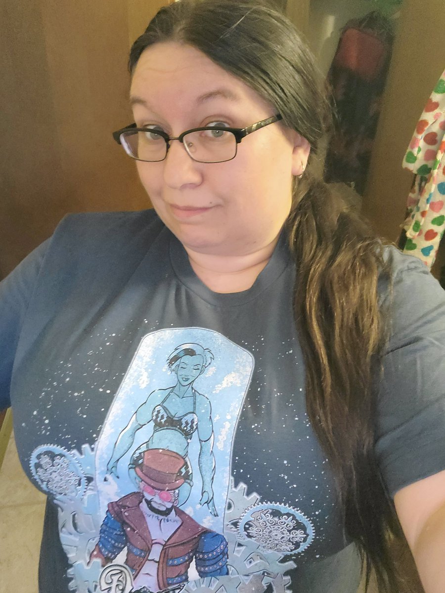 RuthlessMinerva's tweet image. I&apos;m in love with my new @RealSavageGent &amp;amp; @RealLadyFrost shirt. #PrettyProper