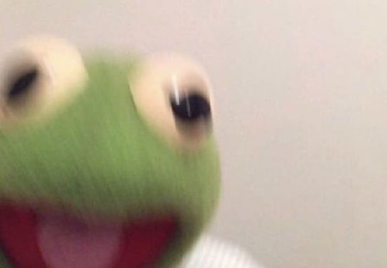 Cuando estoy viendo una película de fantasmas y escucho atrás de mi: “jaja si soy”