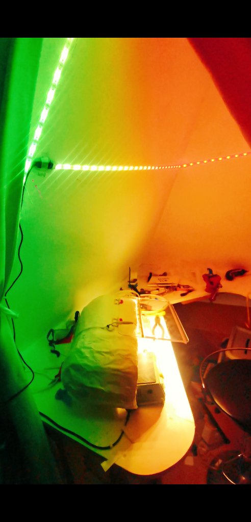 joncampling's tweet photo. Welcome to my #Deatheater #WANDWORKSHOP 2.0
The makeover is complete π
Yay. Including fancy new lighting πΊ
#DiscoWizard
#WiseWizard
#ArtWizard
See you all this weekend @DublinWizardCon https://t.co/wfp4A4348n